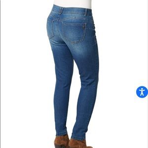 Democracy Absolution Jeans 6